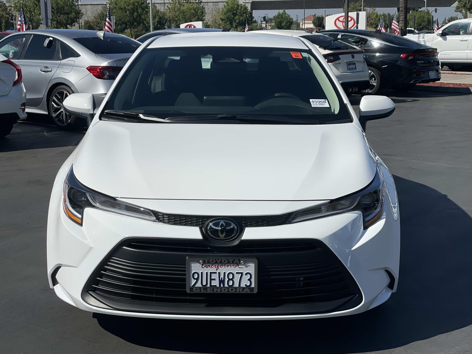 2025 Toyota Corolla LE photo 2