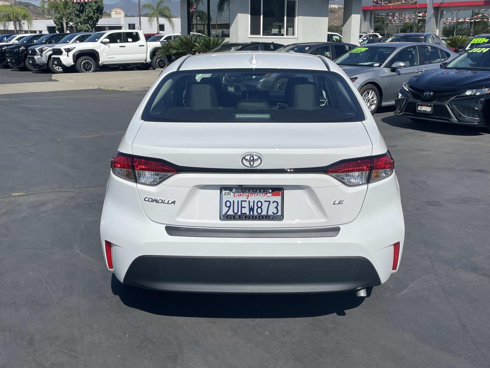 2025 Toyota Corolla LE photo 5