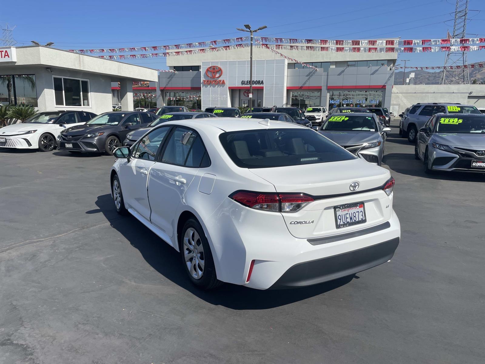 2025 Toyota Corolla LE photo 6