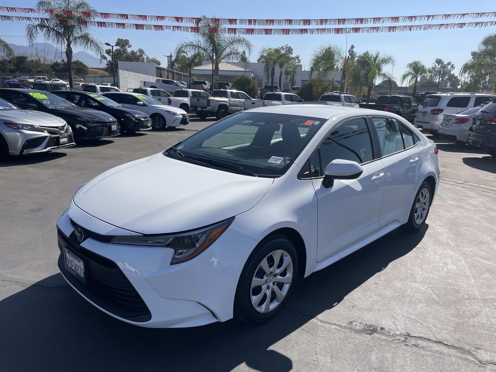 2025 Toyota Corolla LE photo 8
