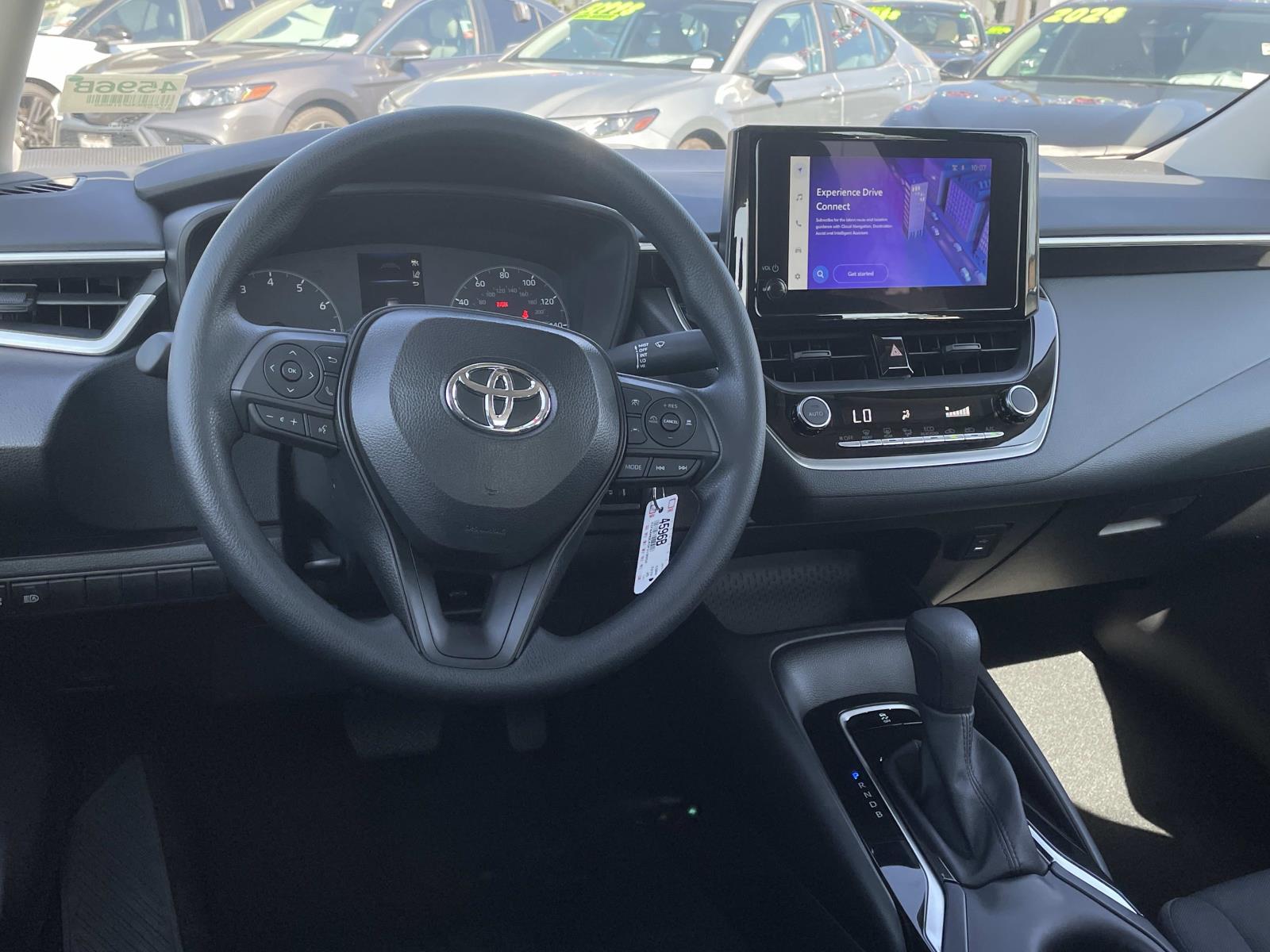2025 Toyota Corolla LE photo 9
