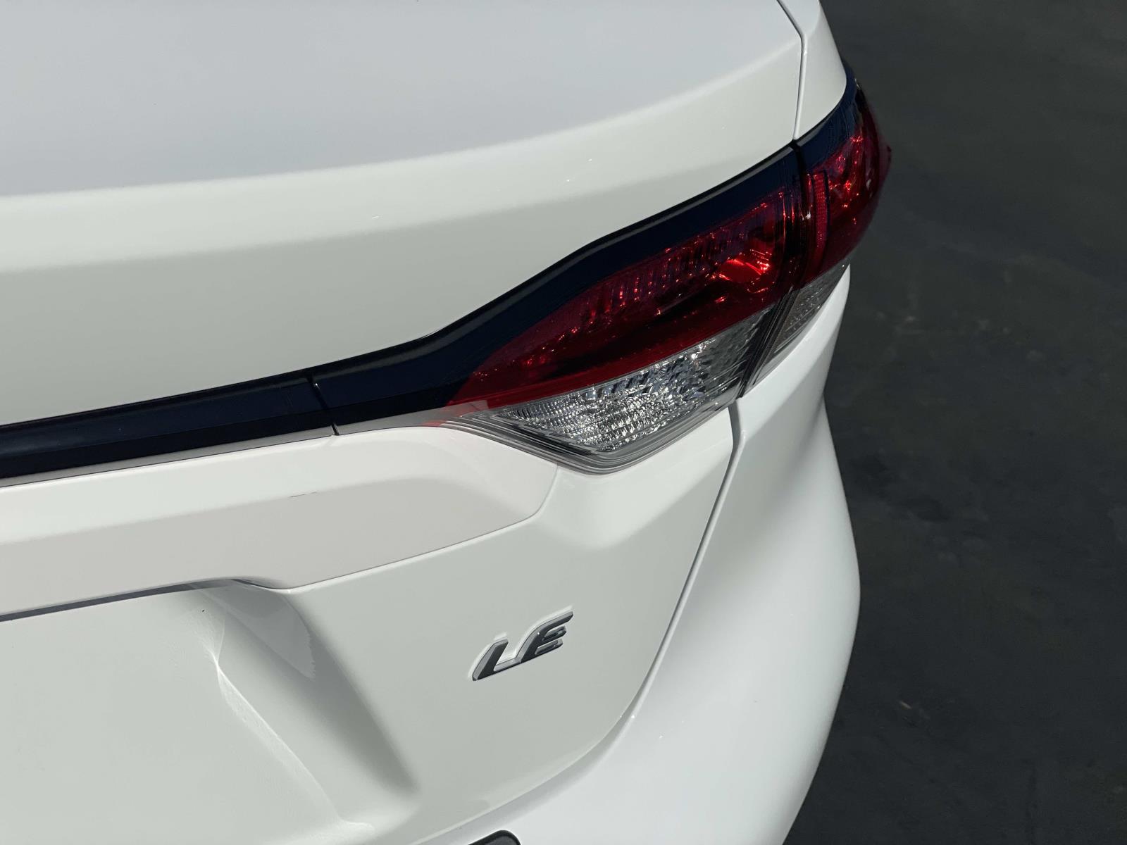 2025 Toyota Corolla LE photo 27