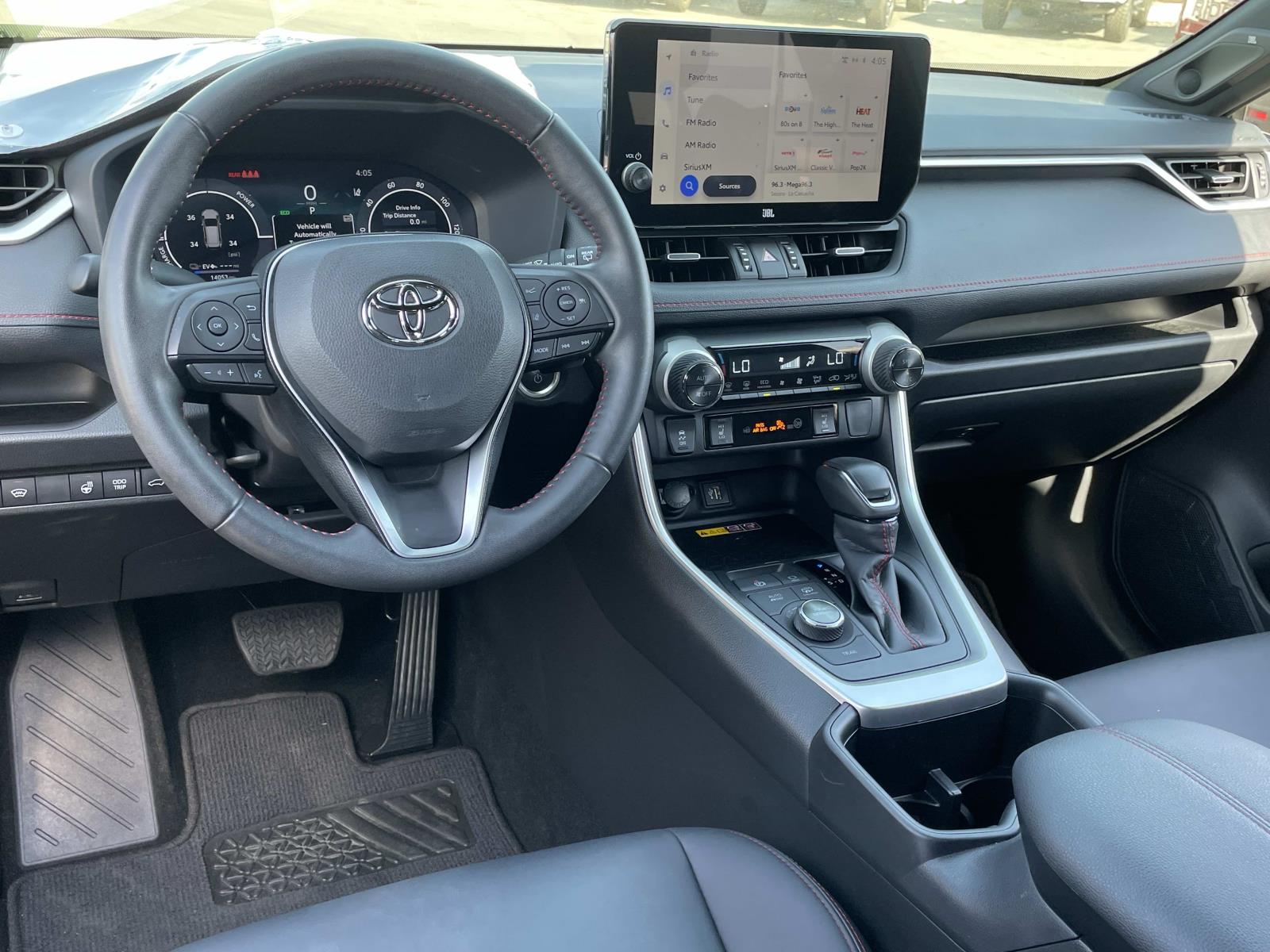 2024 Toyota RAV4 Prime XSE photo 5