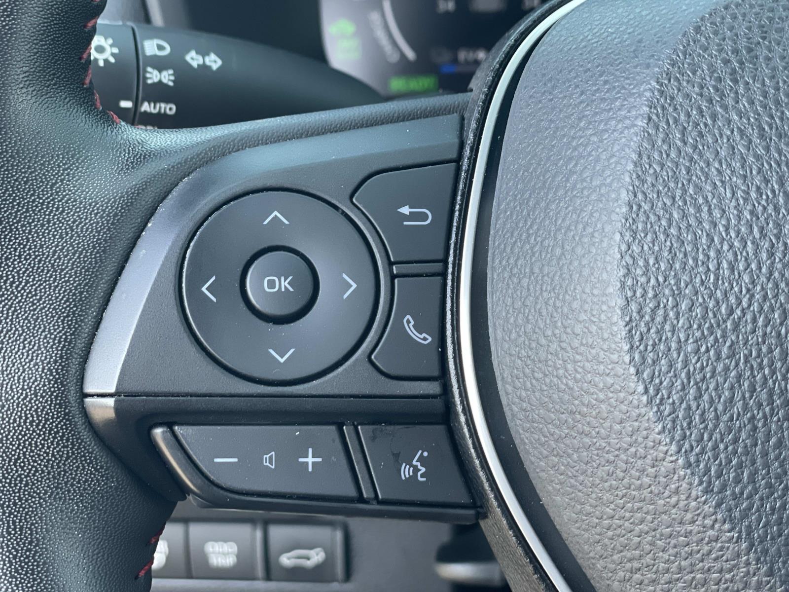 2024 Toyota RAV4 Prime XSE photo 7