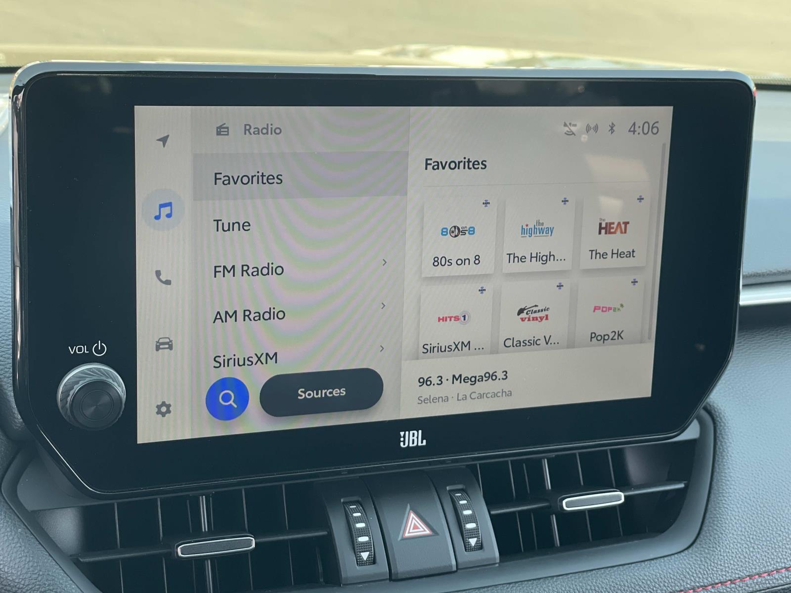 2024 Toyota RAV4 Prime XSE photo 9