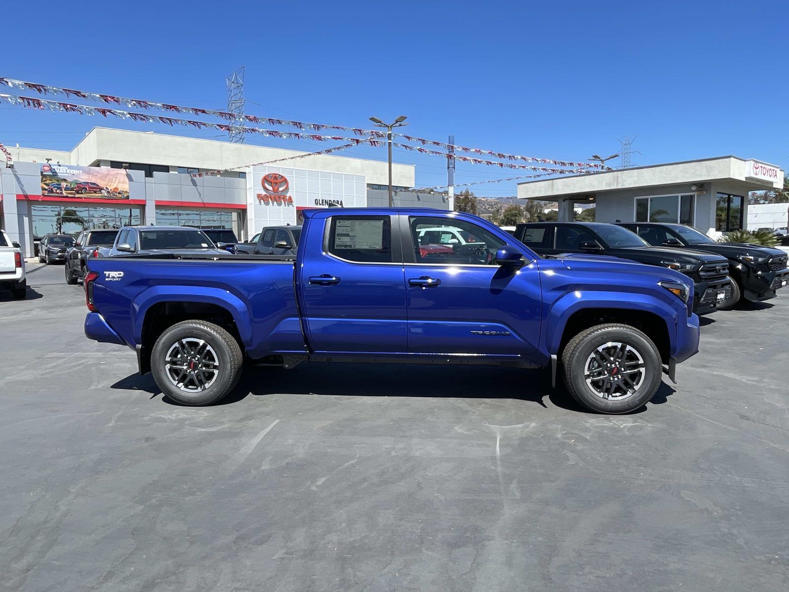 2025 Toyota Tacoma TRD Sport Double Cab photo 3