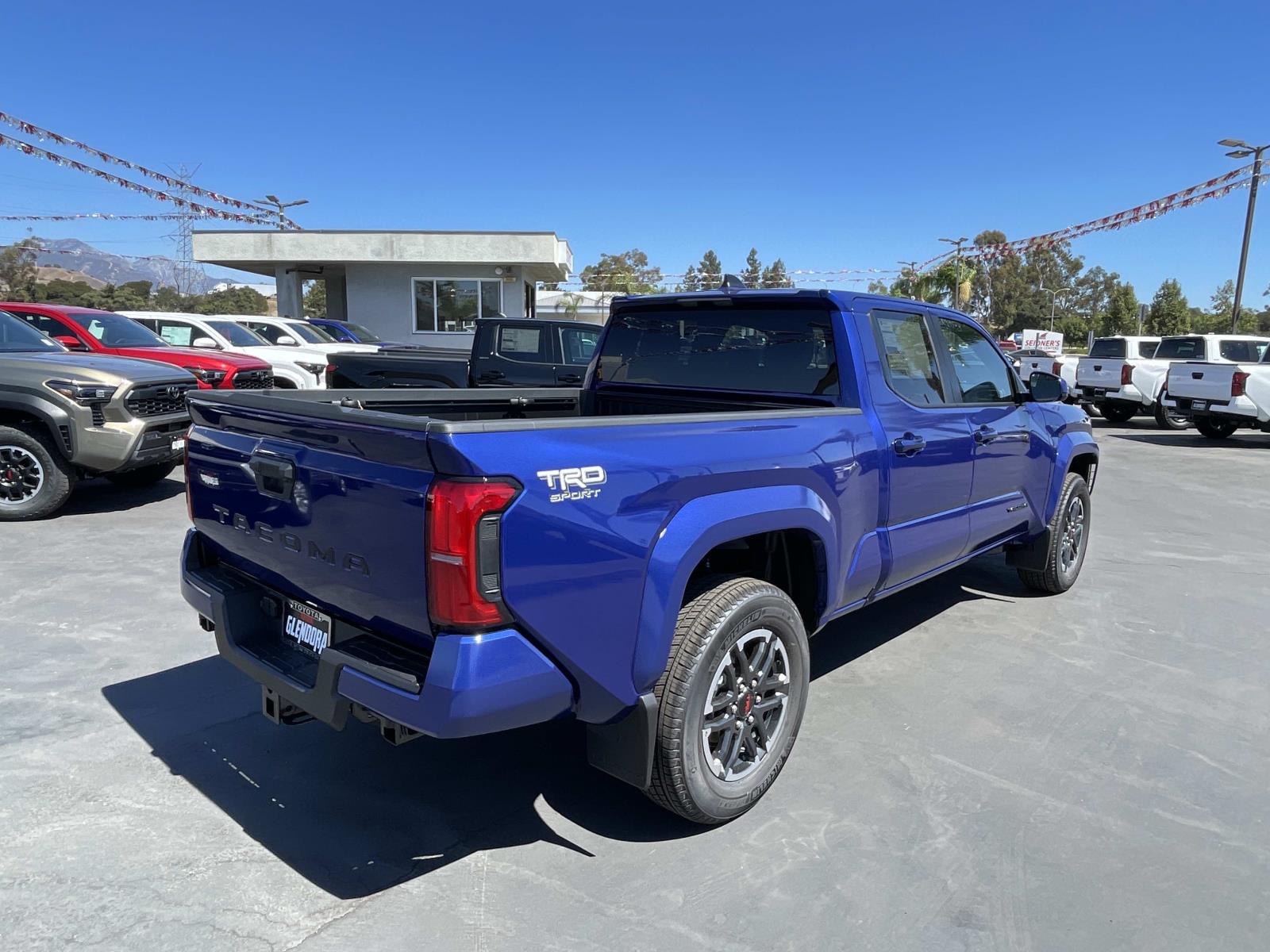 2025 Toyota Tacoma TRD Sport Double Cab photo 4