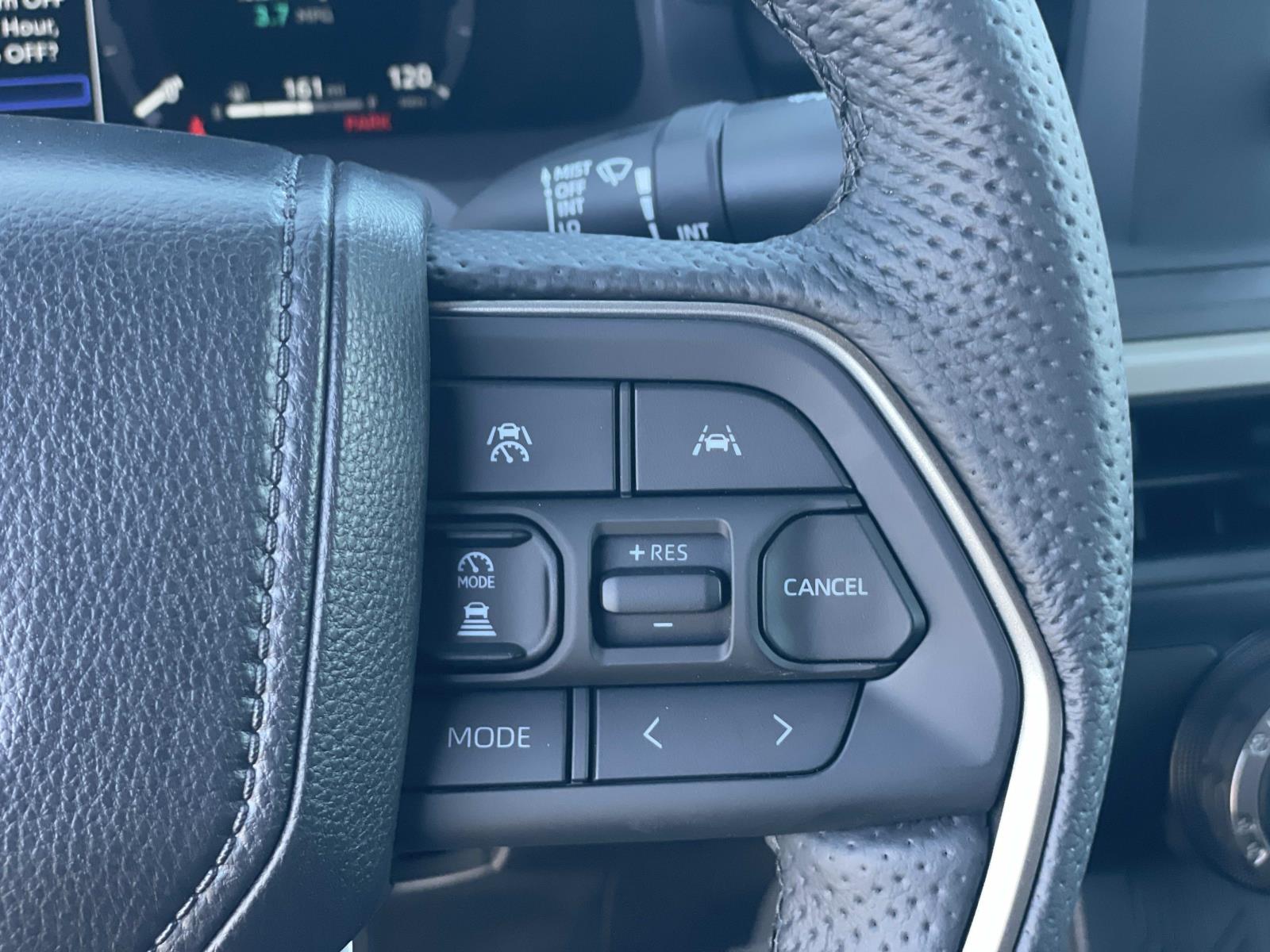 2025 Toyota Tacoma TRD Sport Double Cab photo 12