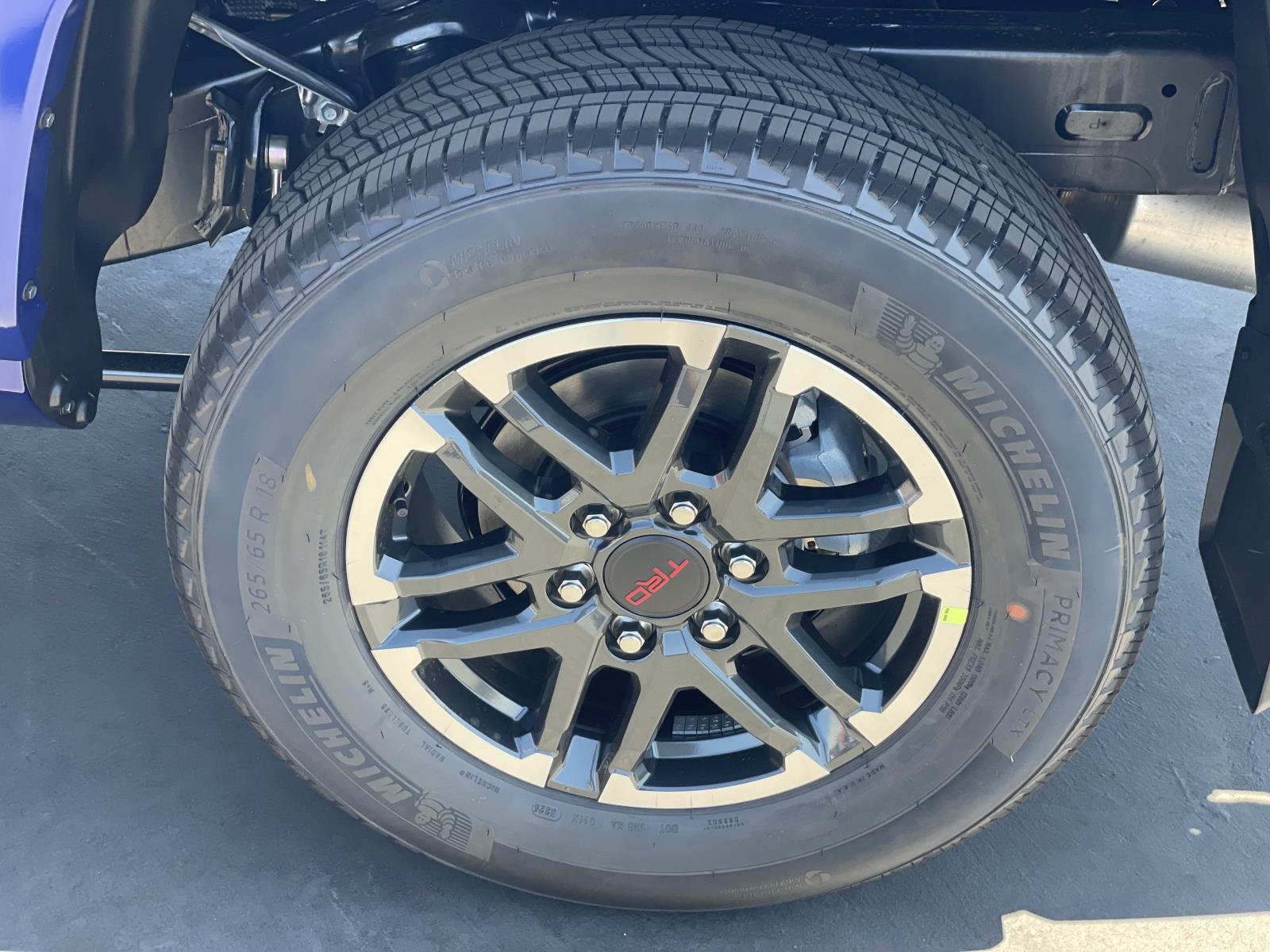 2025 Toyota Tacoma TRD Sport Double Cab photo 23