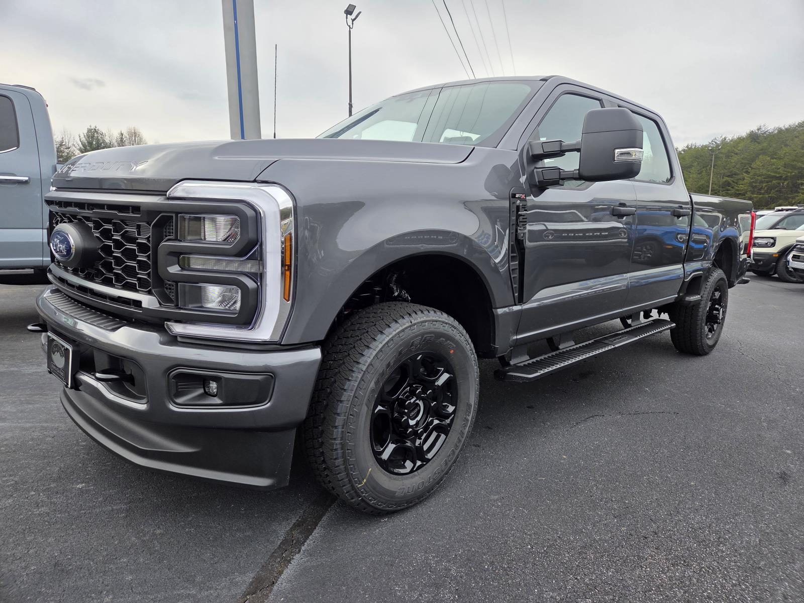2026 Ford F-250 Super Duty XL Crew Cab 4WD