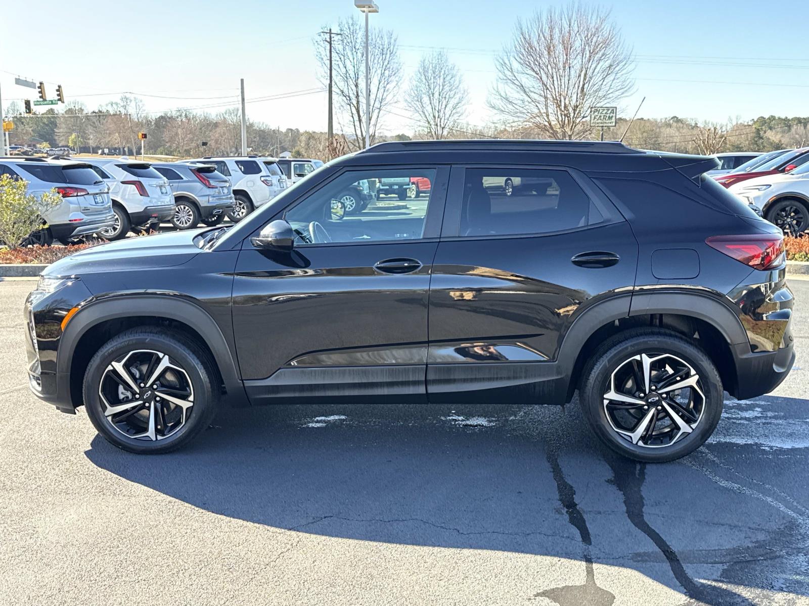 View vehicle photo 6