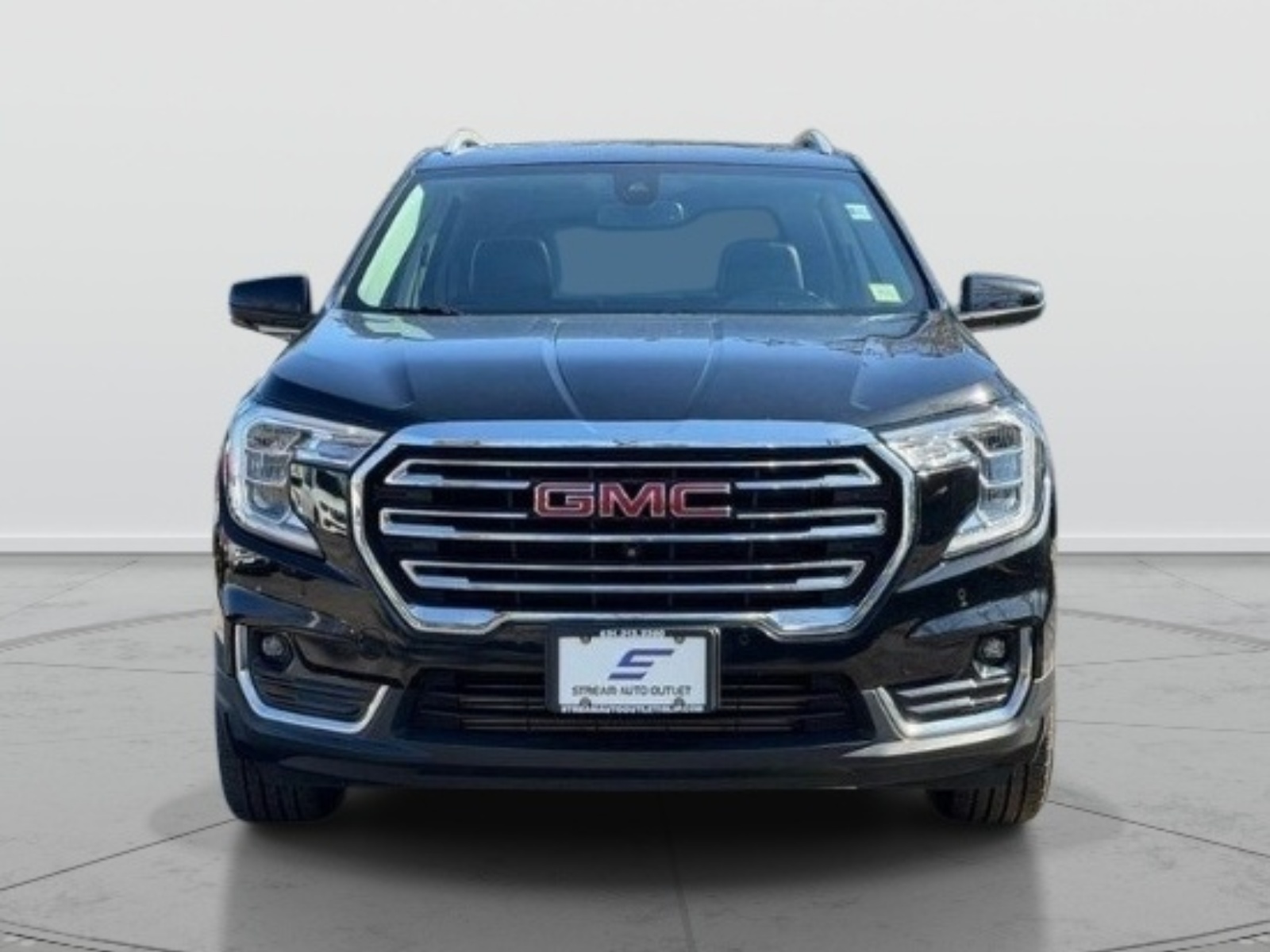 View vehicle photo 2