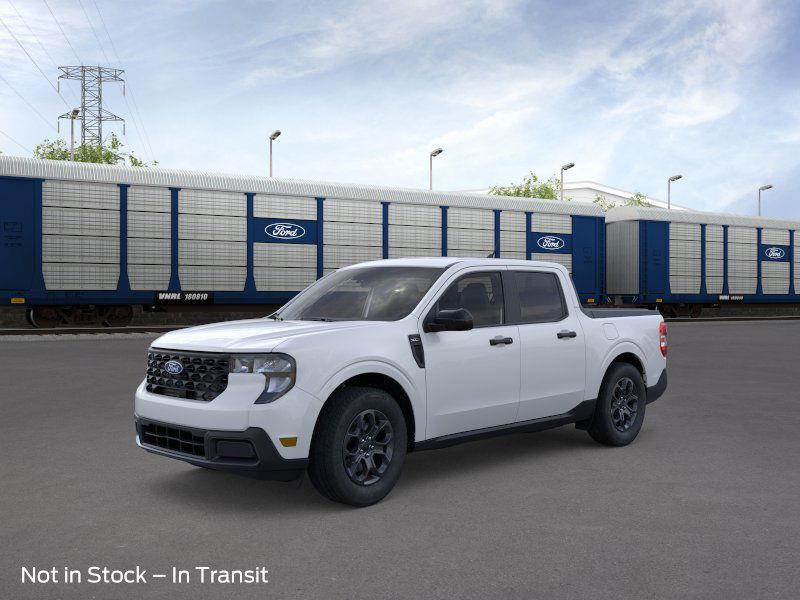 Oxford White 2026 Ford Maverick XLT SuperCrew AWD Pickup Truck All-Wheel Drive 8-Speed Automatic