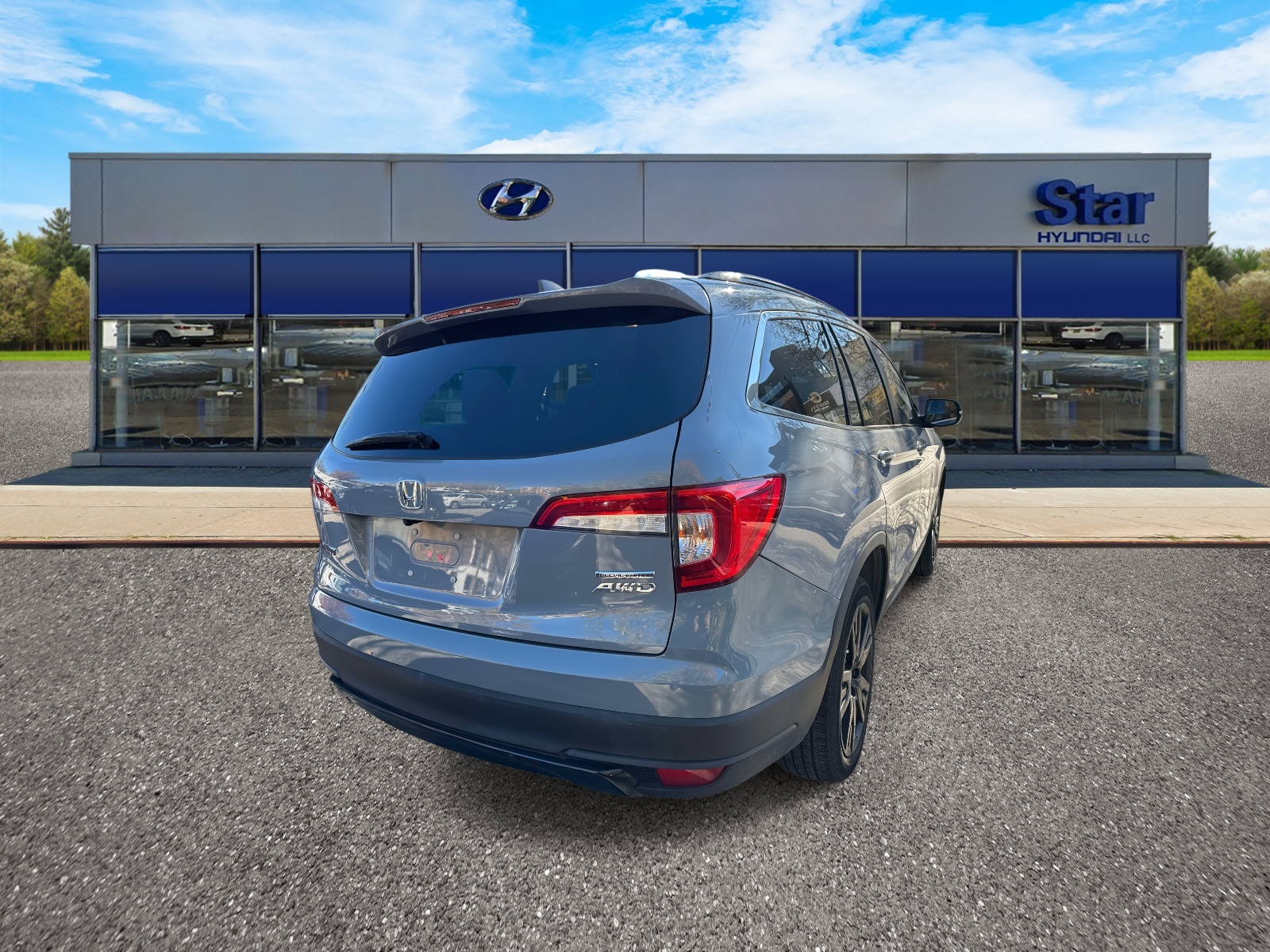 used 2022 Honda Pilot car, priced at $31,995