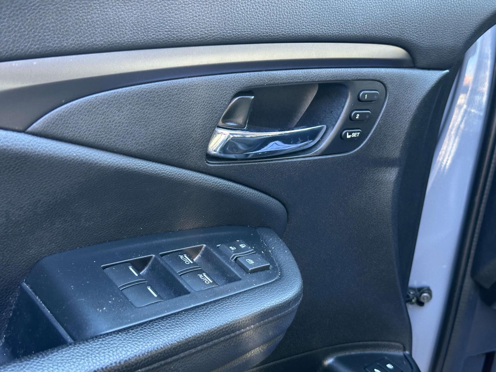 used 2022 Honda Pilot car, priced at $31,995