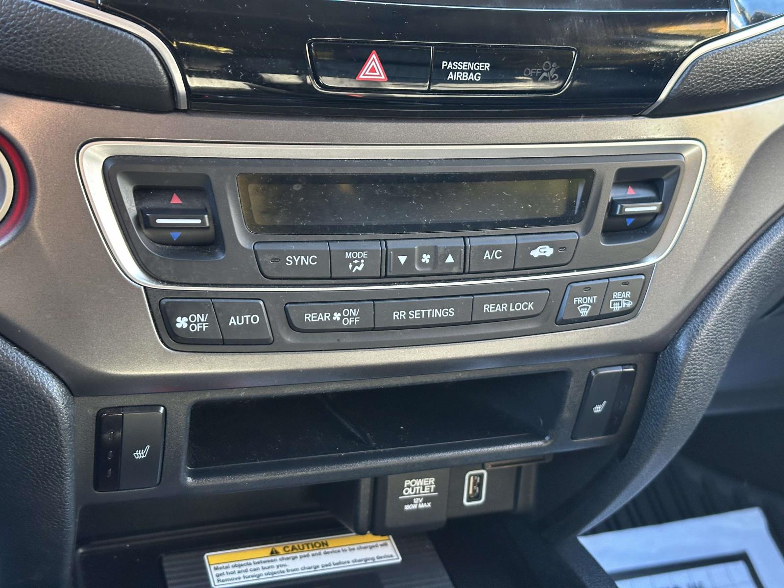 used 2022 Honda Pilot car, priced at $31,995