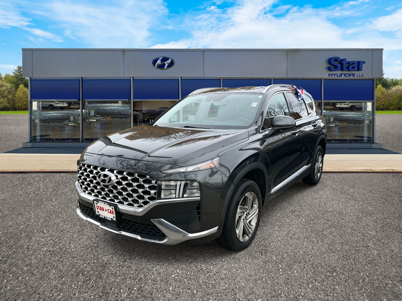 used 2022 Hyundai Santa Fe car, priced at $22,995