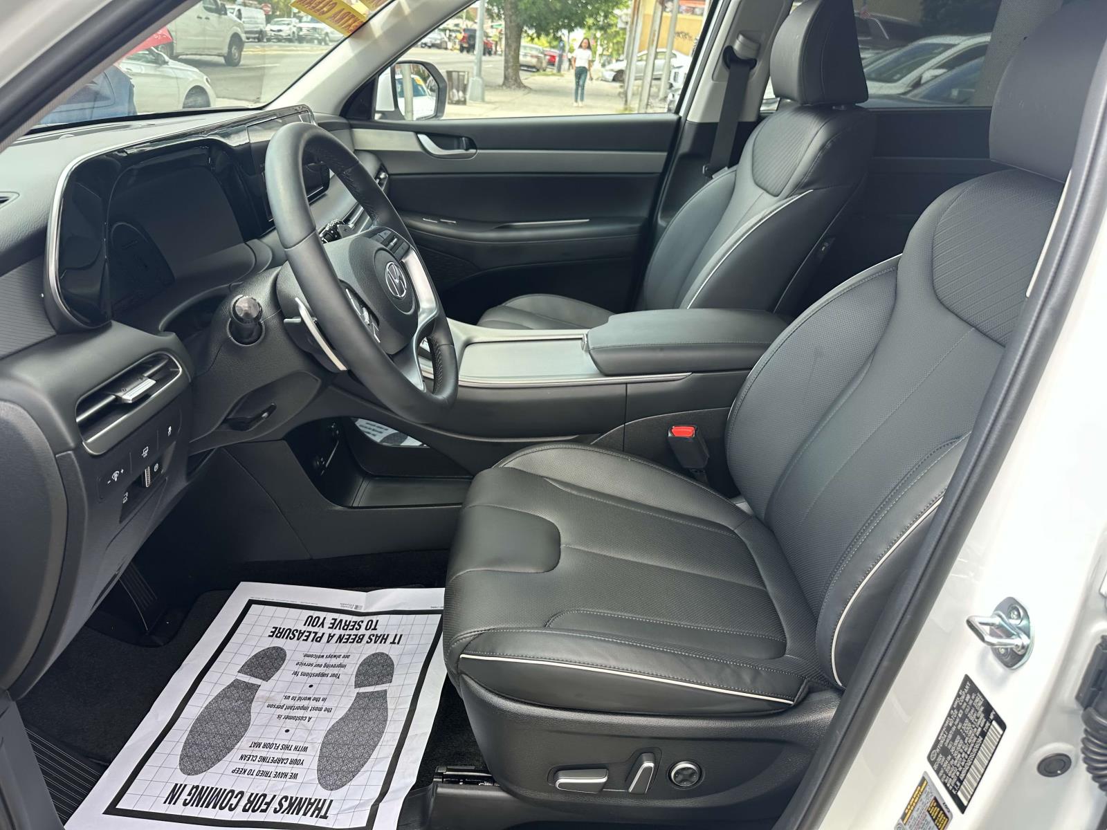 used 2025 Hyundai Palisade car, priced at $42,999