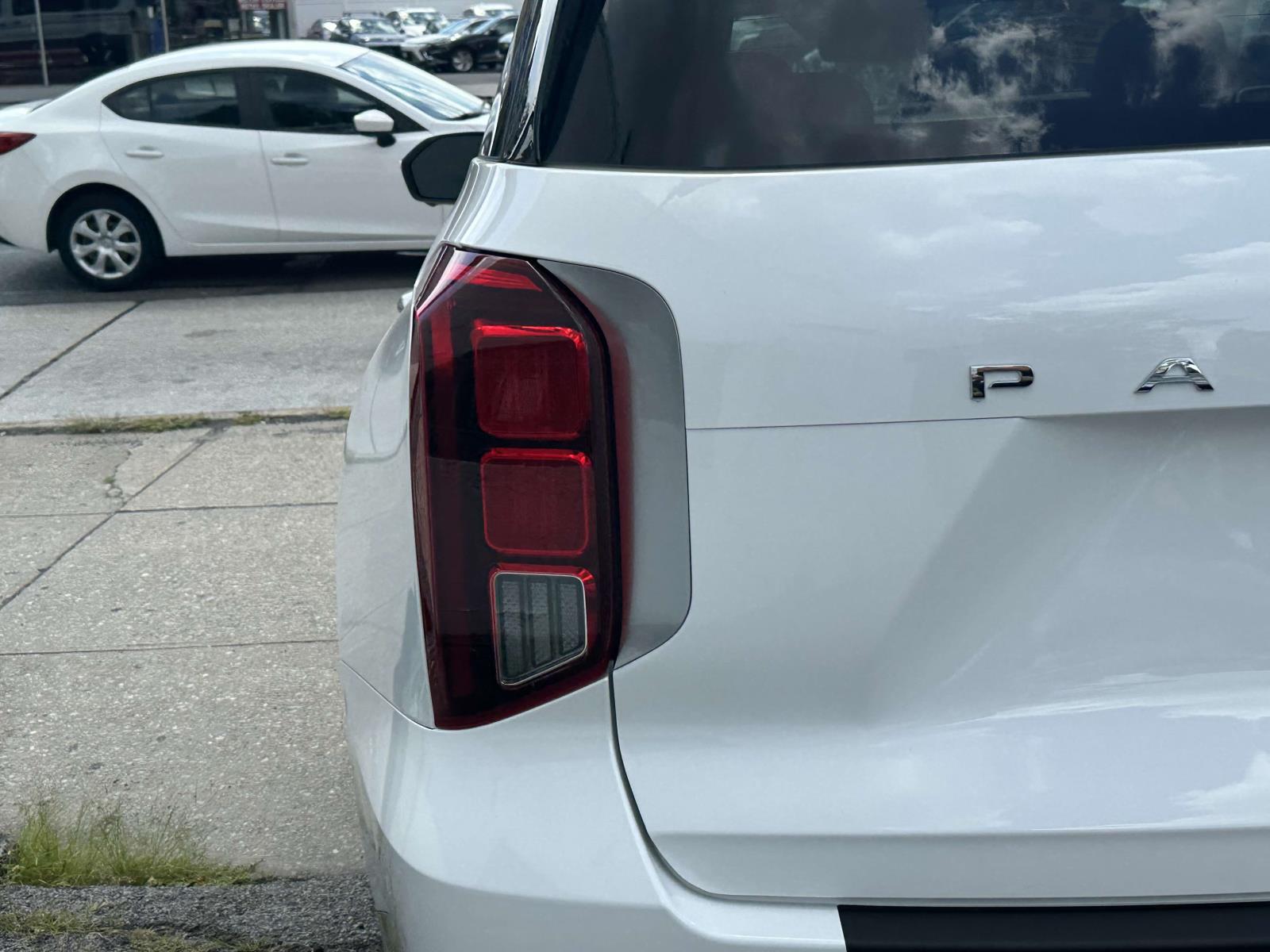 used 2025 Hyundai Palisade car, priced at $42,999