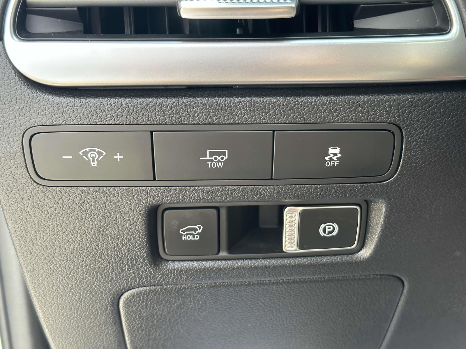 used 2025 Hyundai Palisade car, priced at $42,999