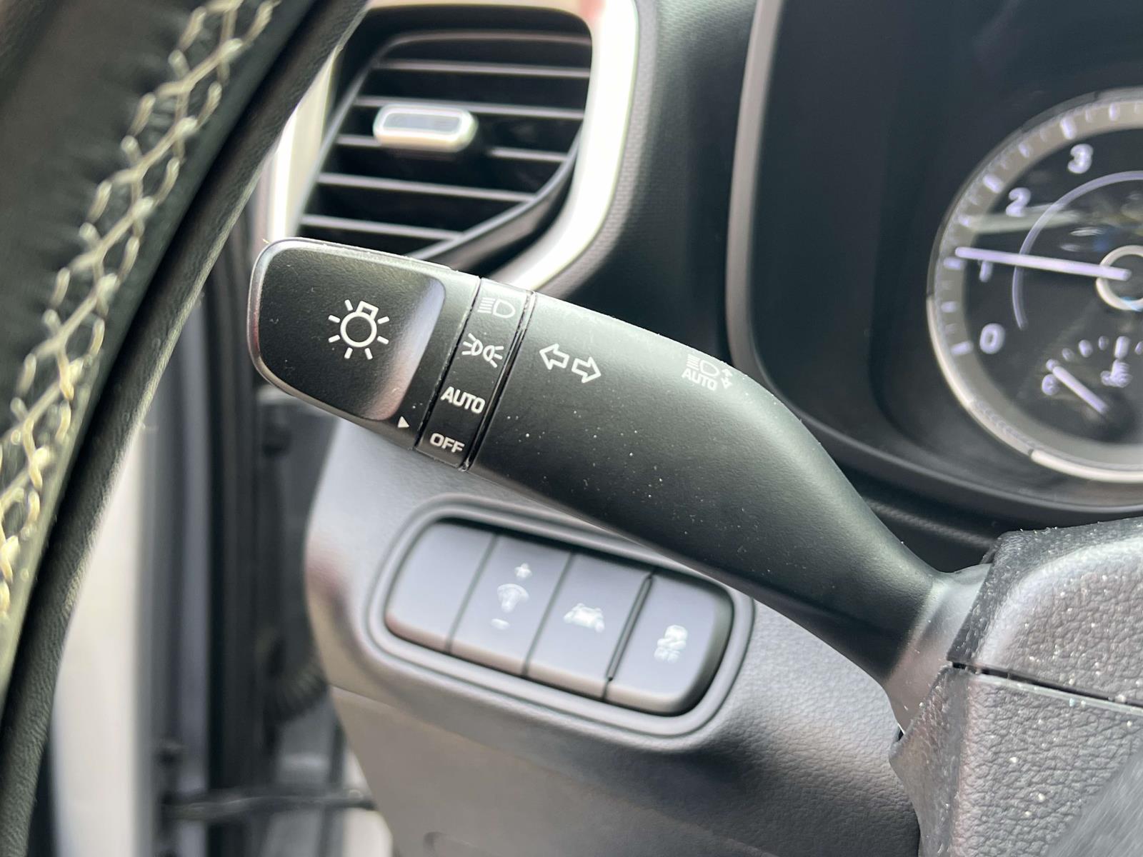 used 2022 Hyundai Venue car, priced at $17,995