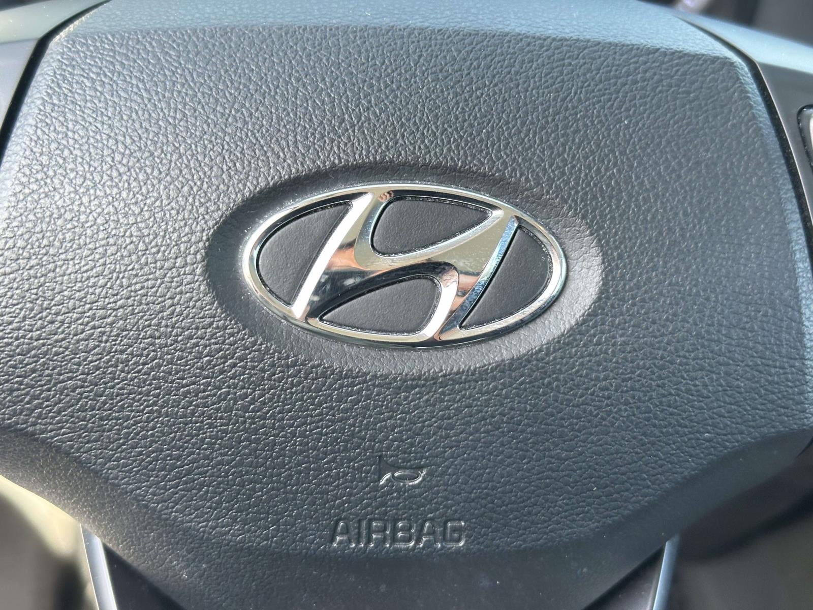 used 2022 Hyundai Venue car, priced at $17,499