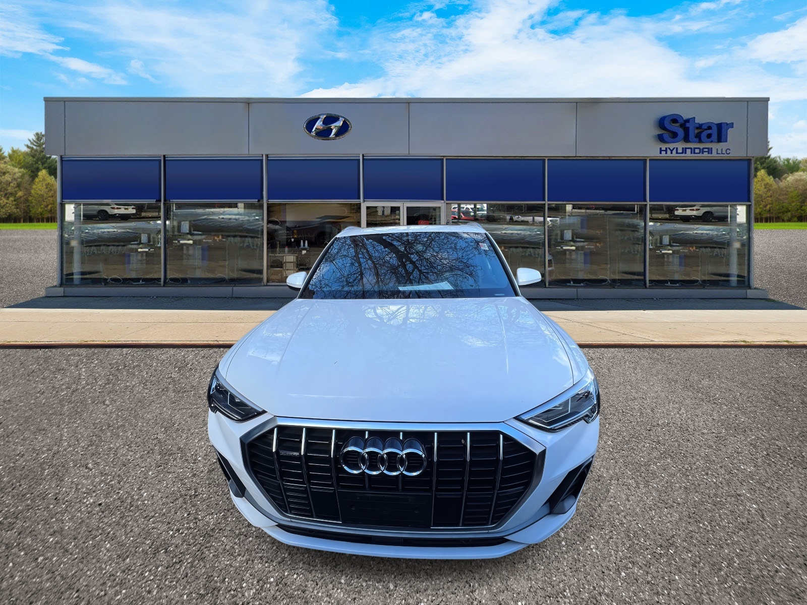 used 2023 Audi Q3 car, priced at $28,599