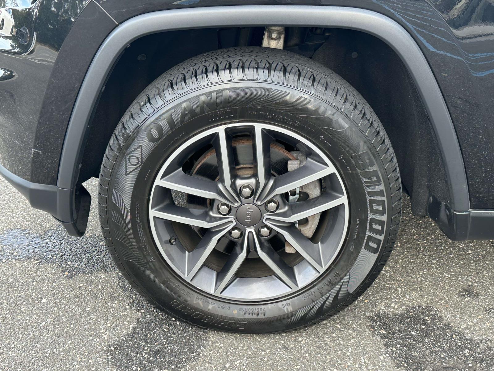 used 2019 Jeep Grand Cherokee car, priced at $17,427