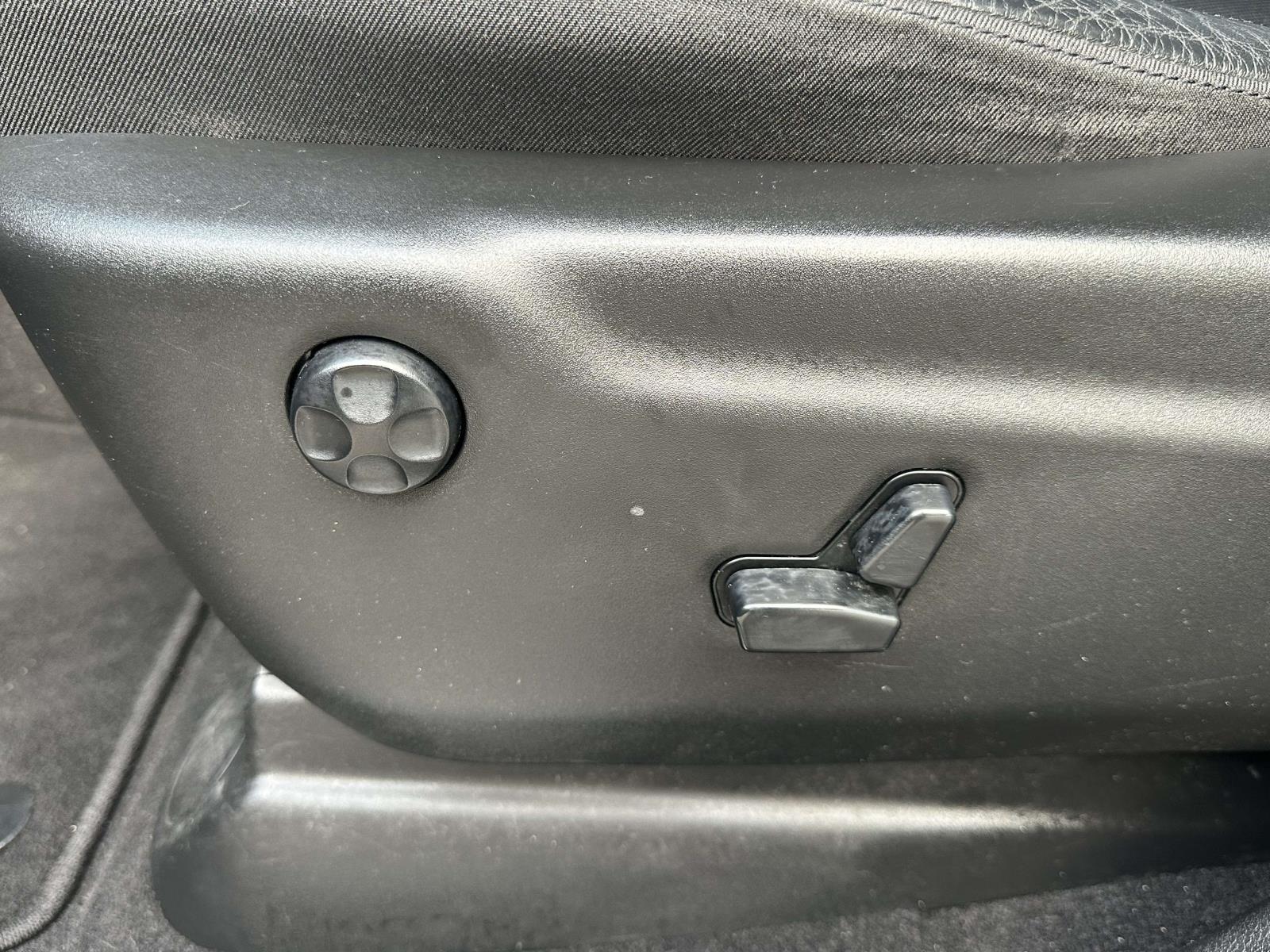 used 2019 Jeep Grand Cherokee car, priced at $17,427