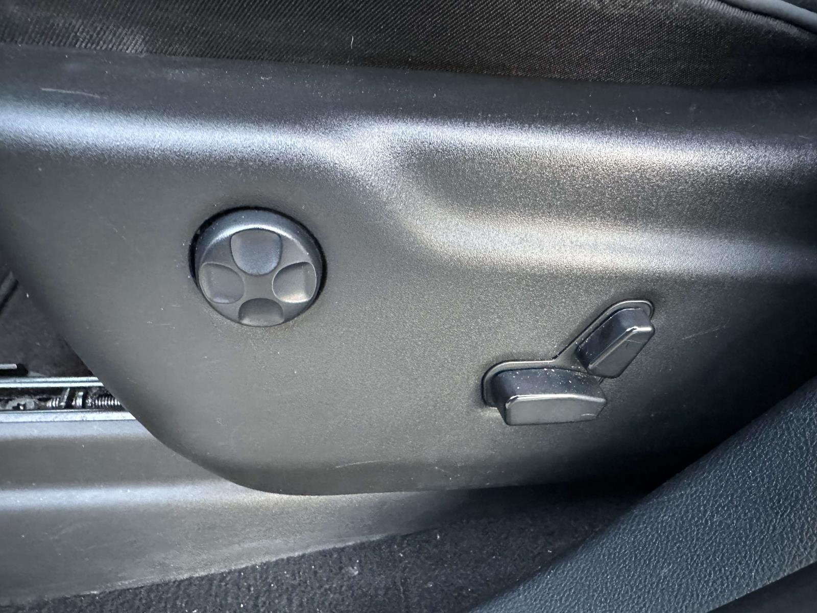 used 2020 Jeep Grand Cherokee car, priced at $22,899