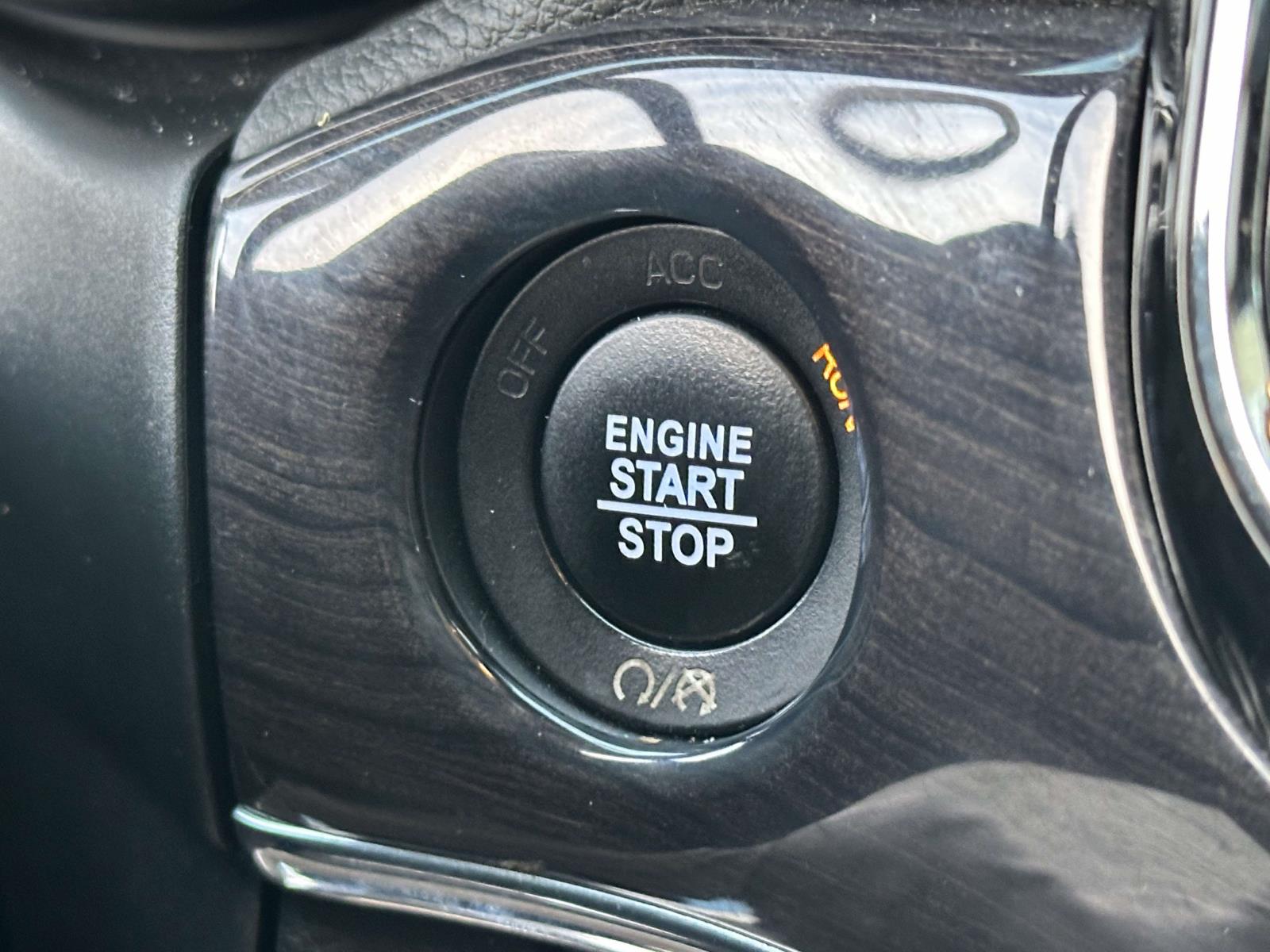 used 2020 Jeep Grand Cherokee car, priced at $22,899