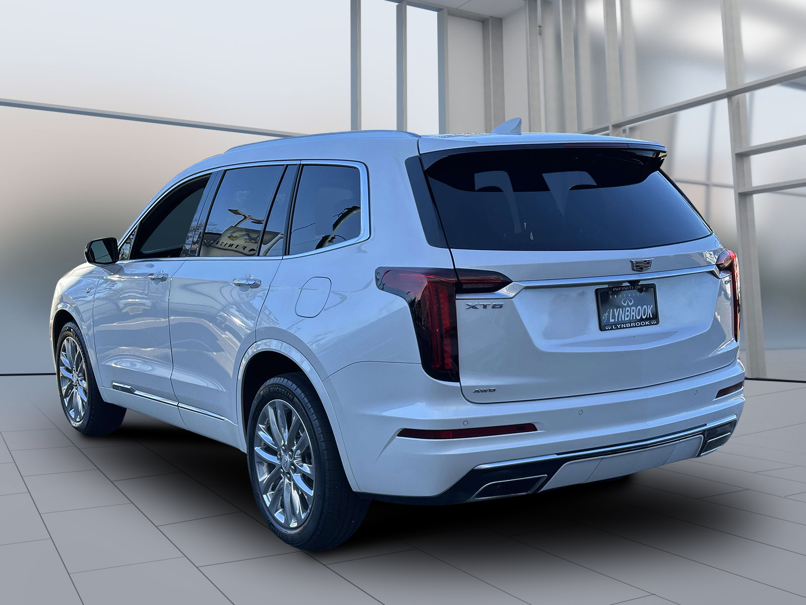 used 2022 Cadillac XT6 car, priced at $32,589