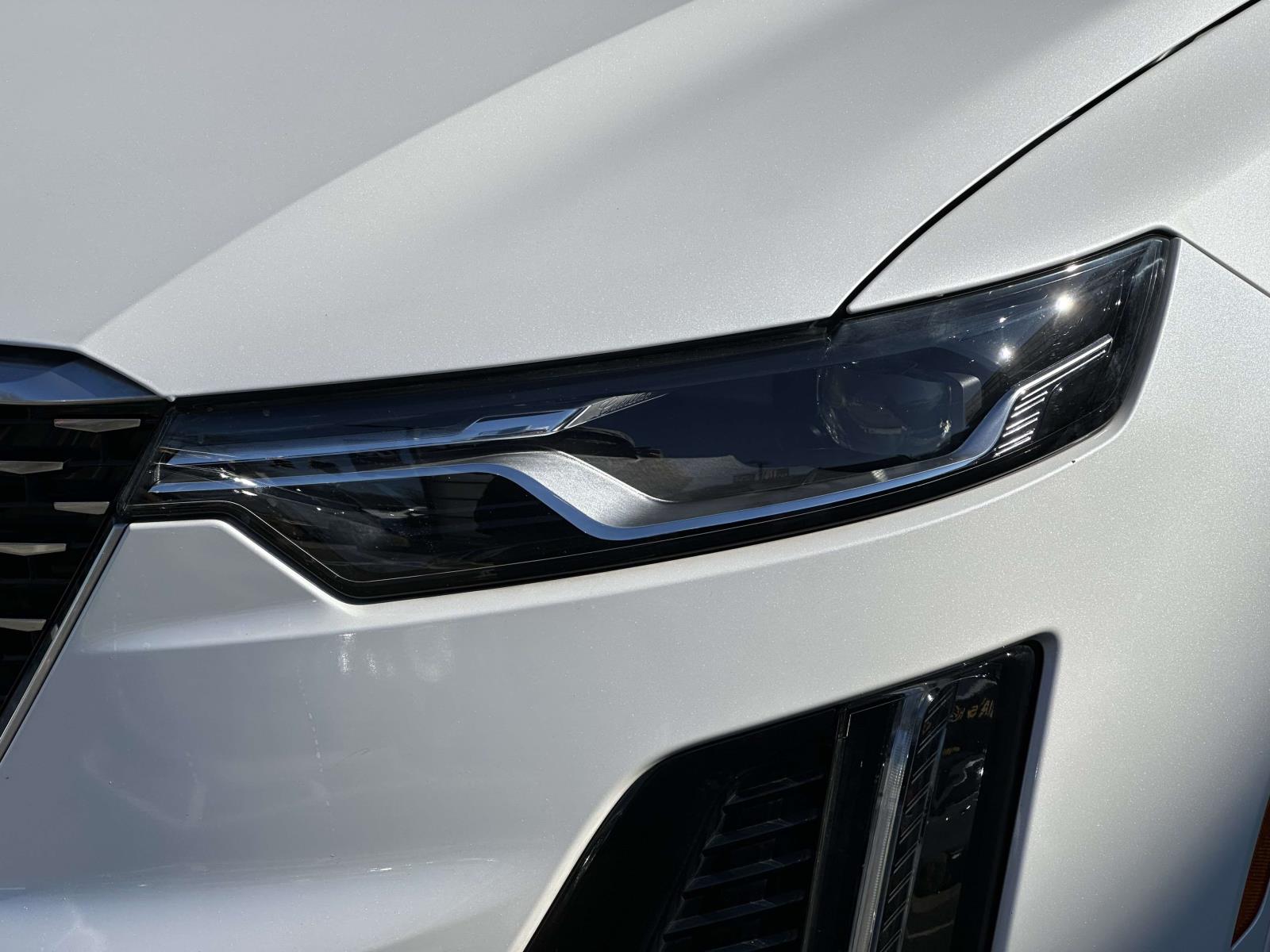 used 2022 Cadillac XT6 car, priced at $32,589