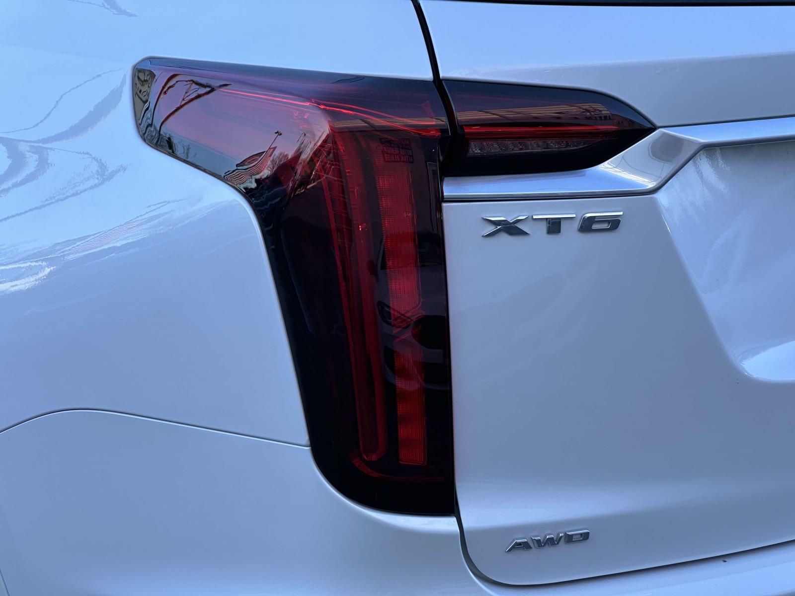 used 2022 Cadillac XT6 car, priced at $32,589