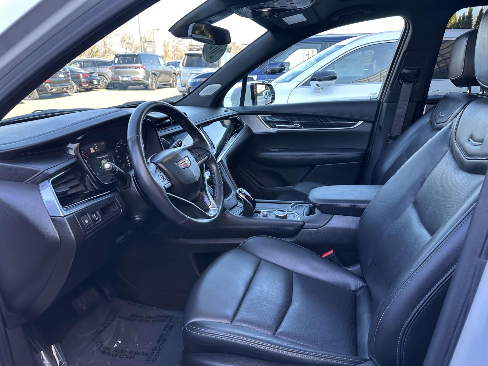 used 2022 Cadillac XT6 car, priced at $32,589