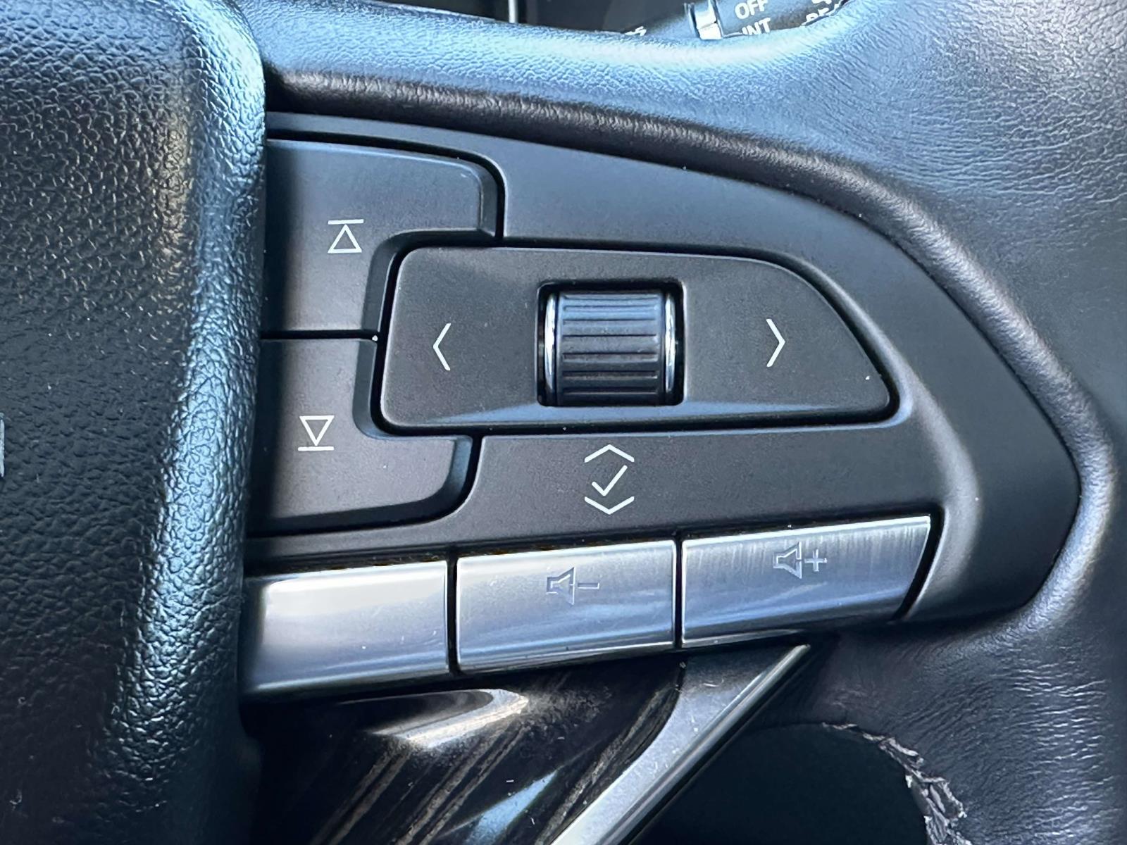 used 2022 Cadillac XT6 car, priced at $32,589