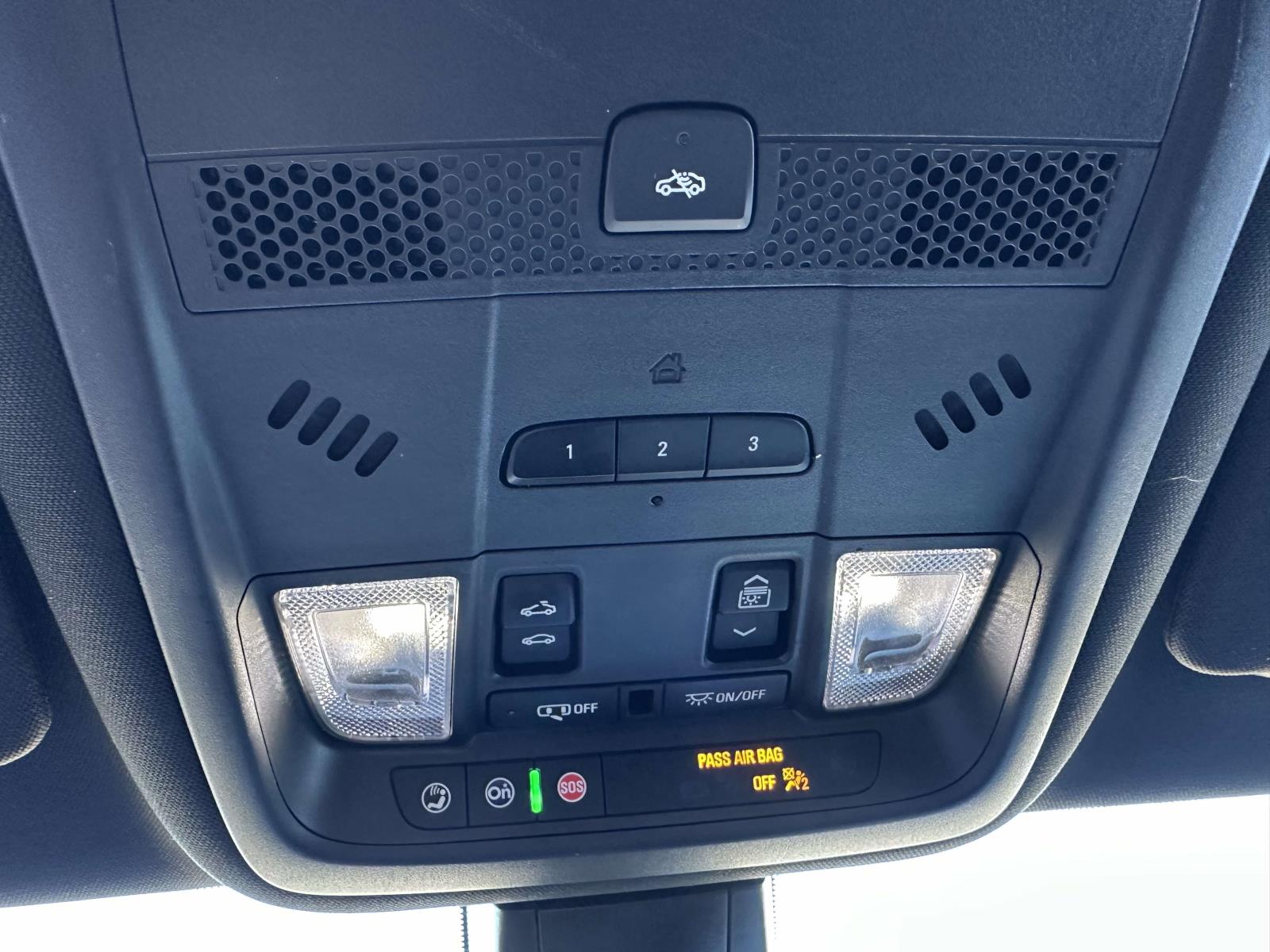 used 2022 Cadillac XT6 car, priced at $32,589