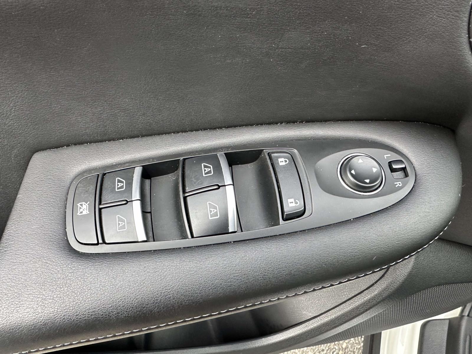 used 2022 INFINITI QX55 car, priced at $28,743