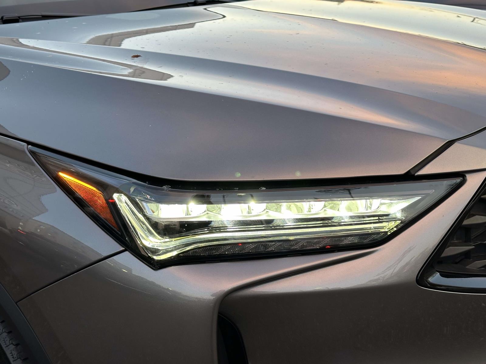 used 2023 Acura MDX car, priced at $39,553