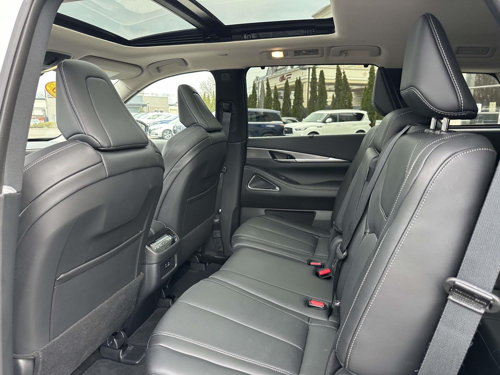 used 2025 INFINITI QX60 car, priced at $51,598
