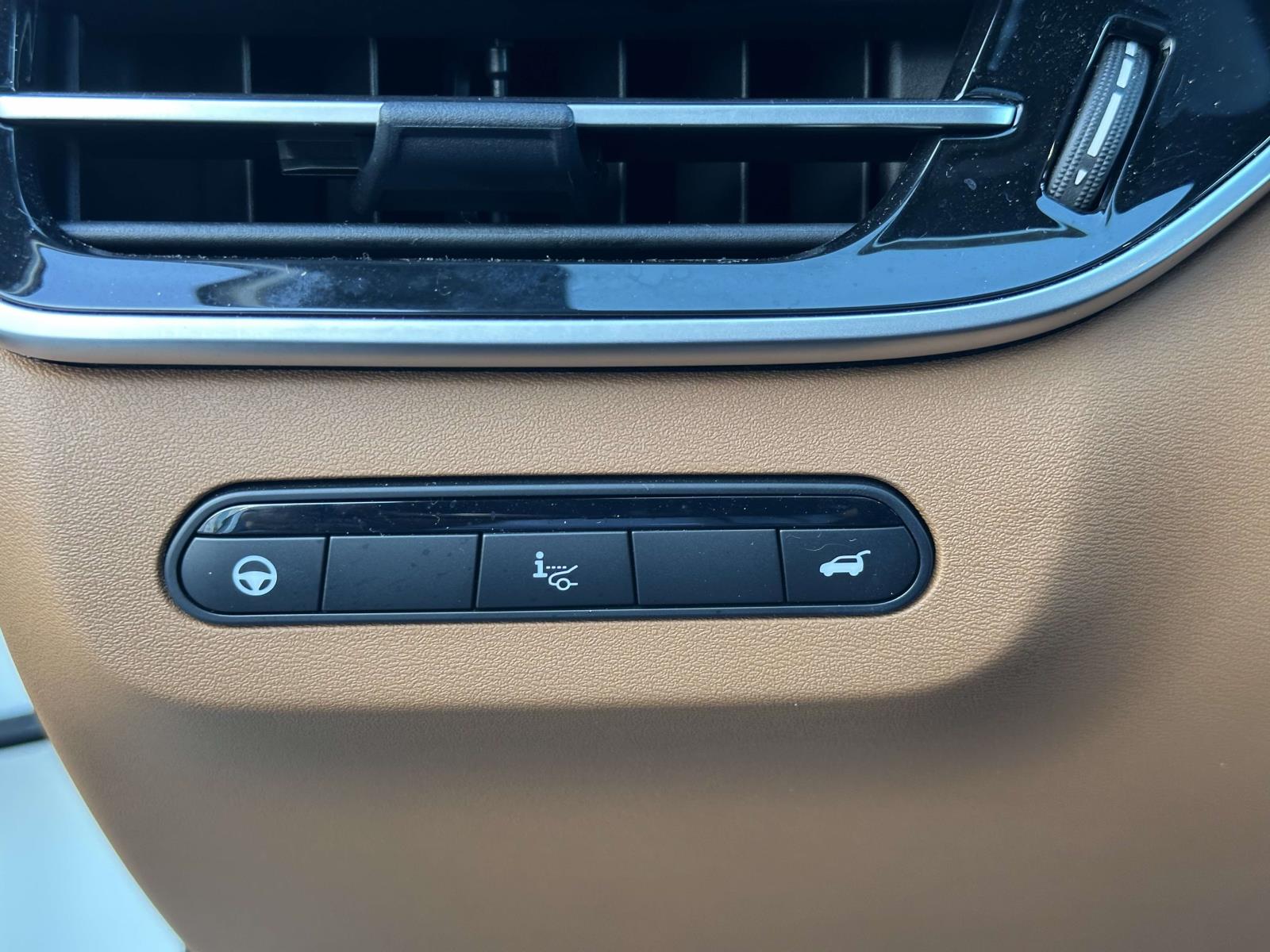 used 2025 INFINITI QX60 car, priced at $53,297