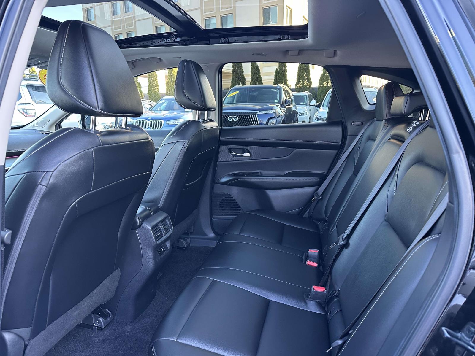 used 2025 Nissan Murano car, priced at $35,000