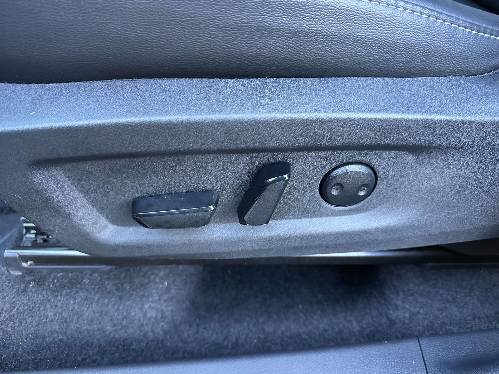 used 2025 Nissan Murano car, priced at $35,000