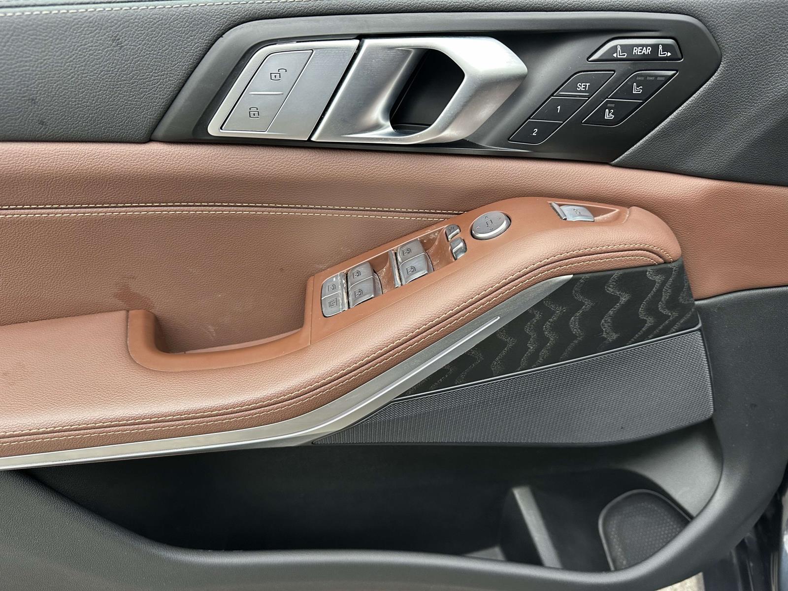 used 2022 BMW X7 car, priced at $40,512