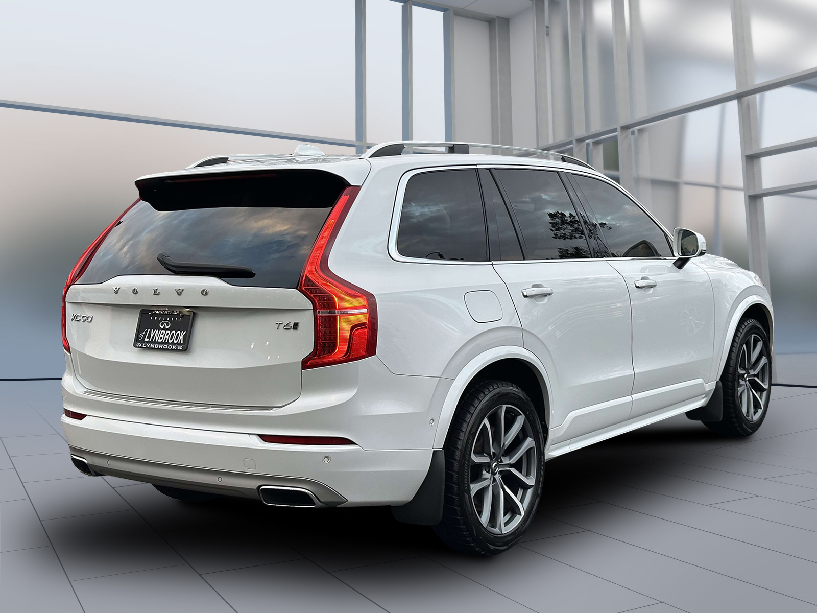 used 2019 Volvo XC90 car, priced at $19,918