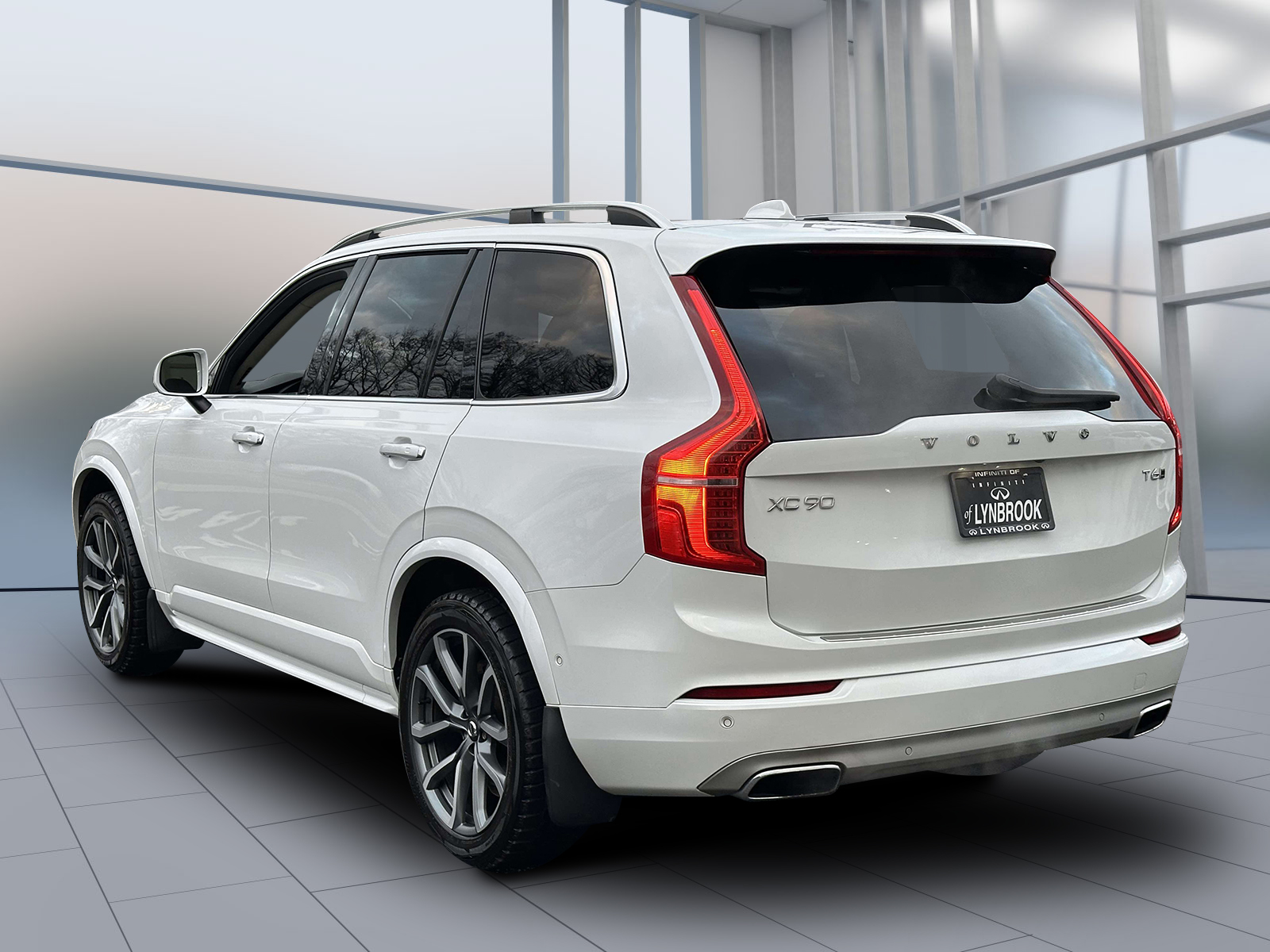 used 2019 Volvo XC90 car, priced at $19,918