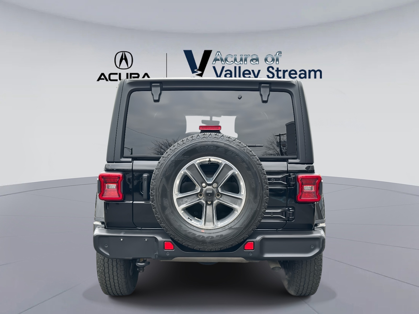 Used 2022 Black Clearcoat Jeep Unlimited Sahara 4x4 image 3