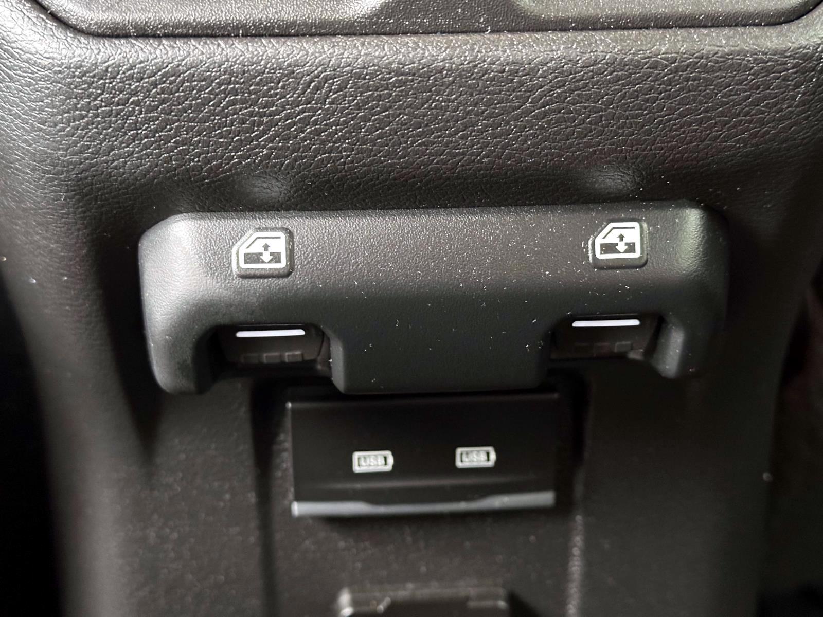 Used 2022 Black Clearcoat Jeep Unlimited Sahara 4x4 image 10