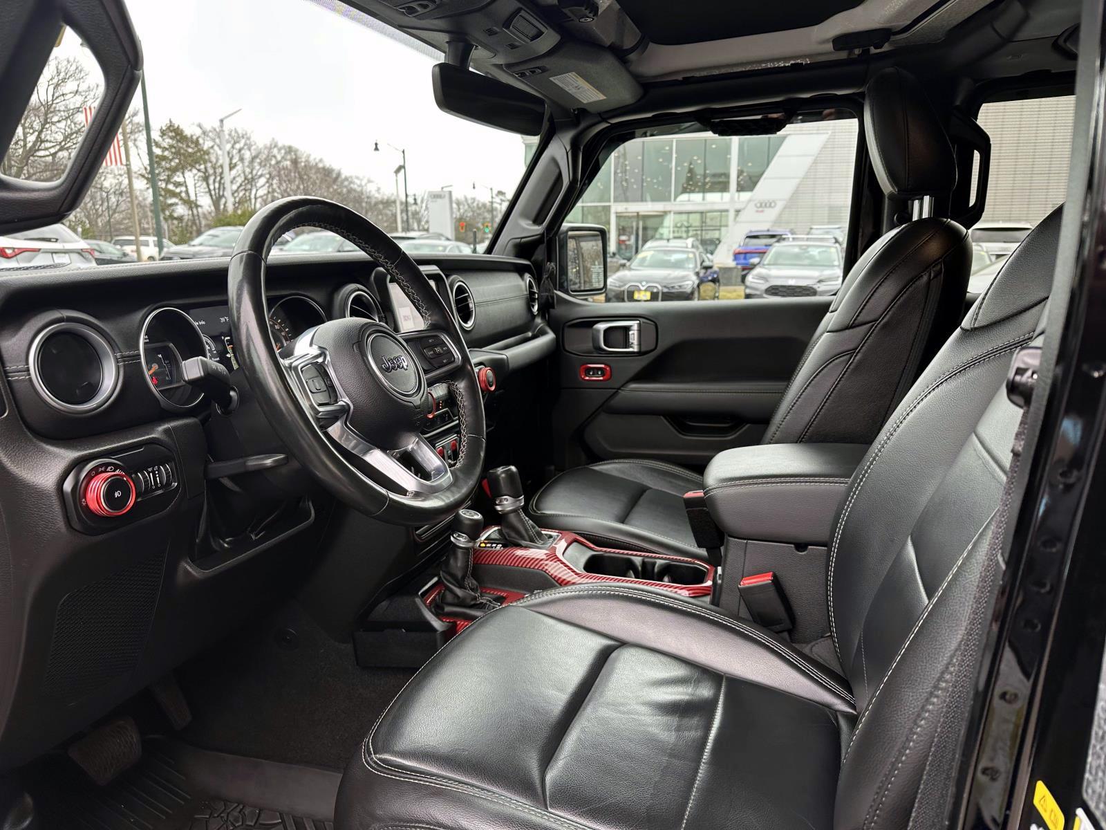 Used 2022 Black Clearcoat Jeep Unlimited Sahara 4x4 image 14