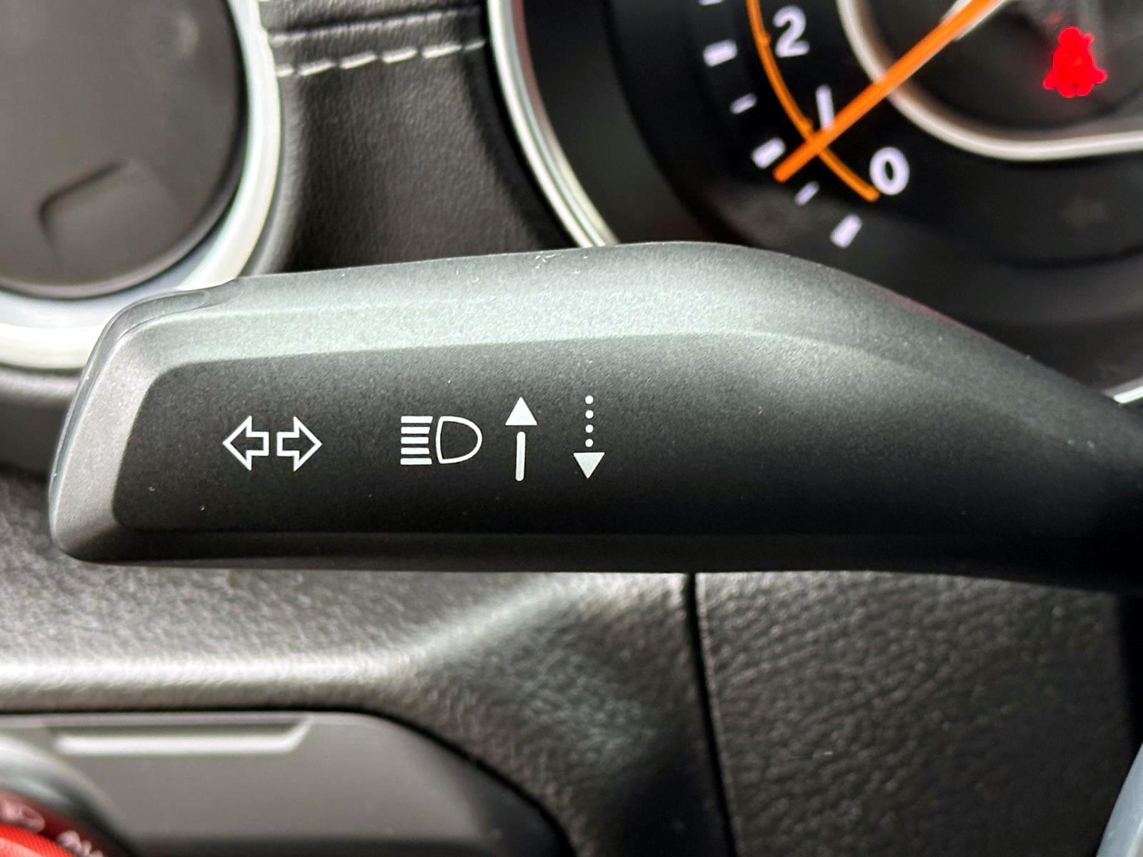 Used 2022 Black Clearcoat Jeep Unlimited Sahara 4x4 image 21